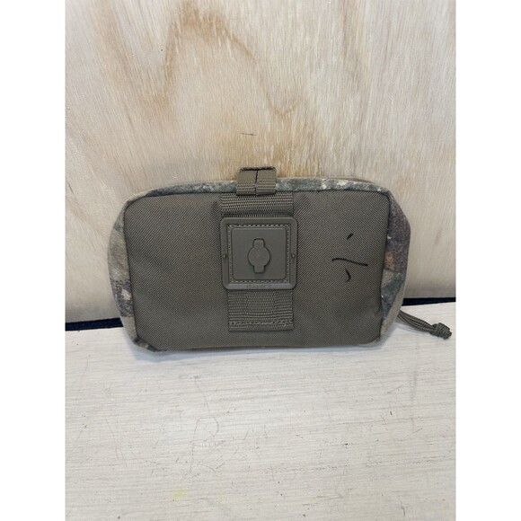 Feildline Camo Hunting Fanny Pack-Hunting Gear Accessories - Picture 2 of 5